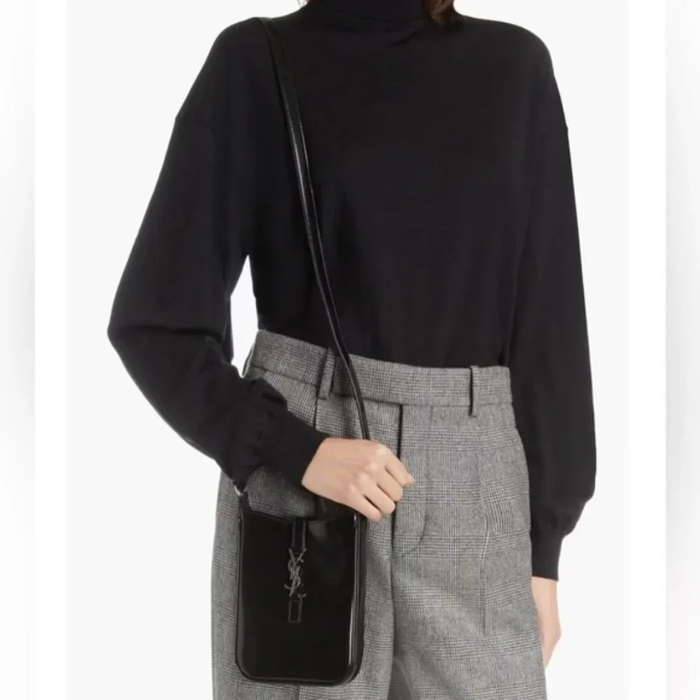 NWT YSL Le 5 A 7 mini vertical crossbody bag in black patent leather